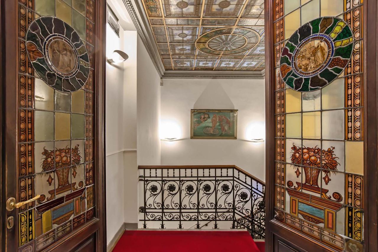 Hotel Accademia Florence Exterior photo